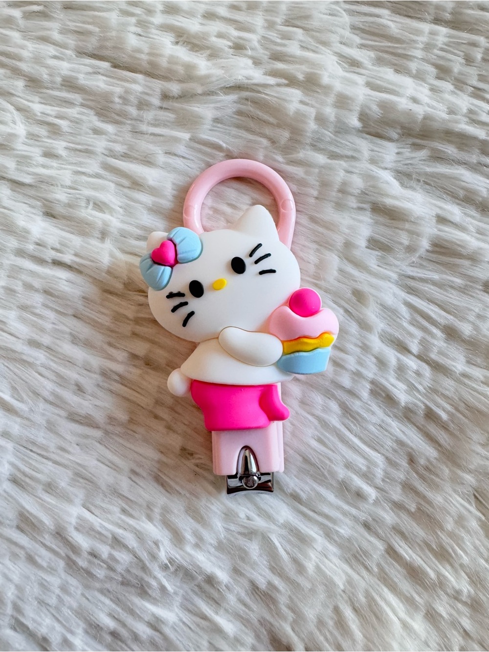 Cute Pink hello Kitty Cupcake nail clippers